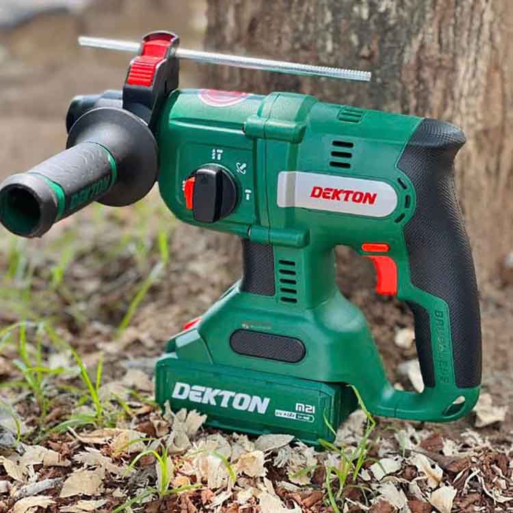 Sửa máy khoan Dekton Đà Nẵng nhanh gọn