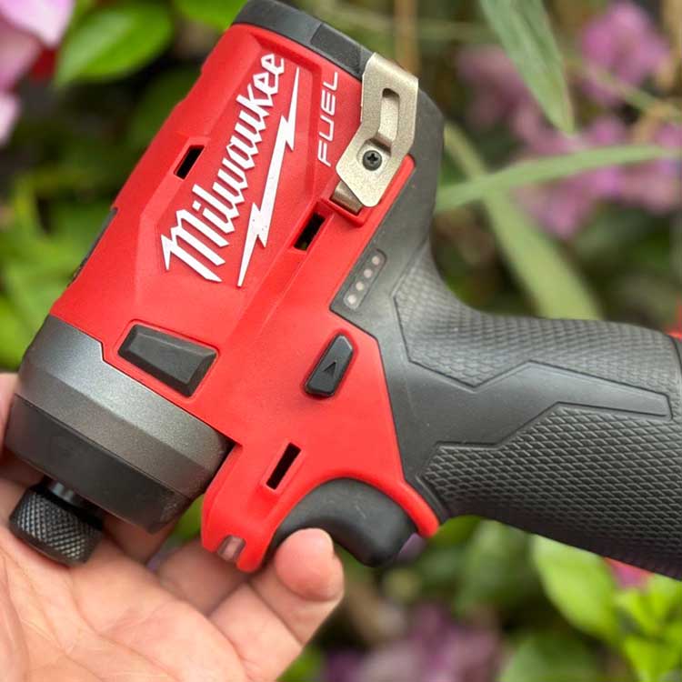 Địa chỉ sửa máy Milwaukee uy tín tại Đà Nẵng