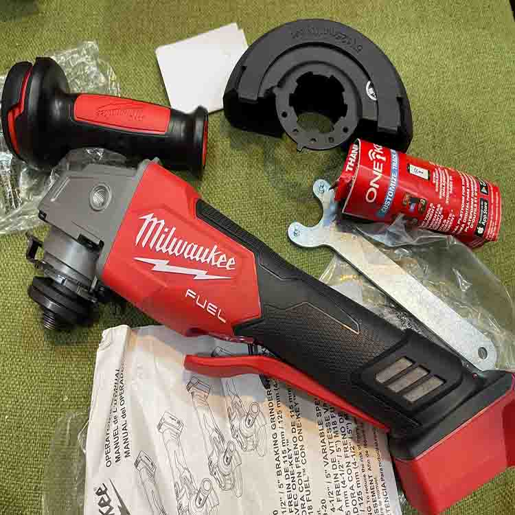 Sửa máy cắt Milwaukee Đà Nẵng chuyên nghiệp