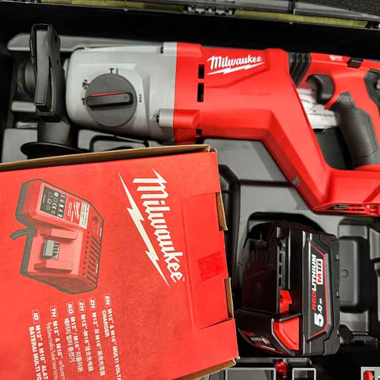 Sửa máy mài Milwaukee Đà Nẵng lấy liền